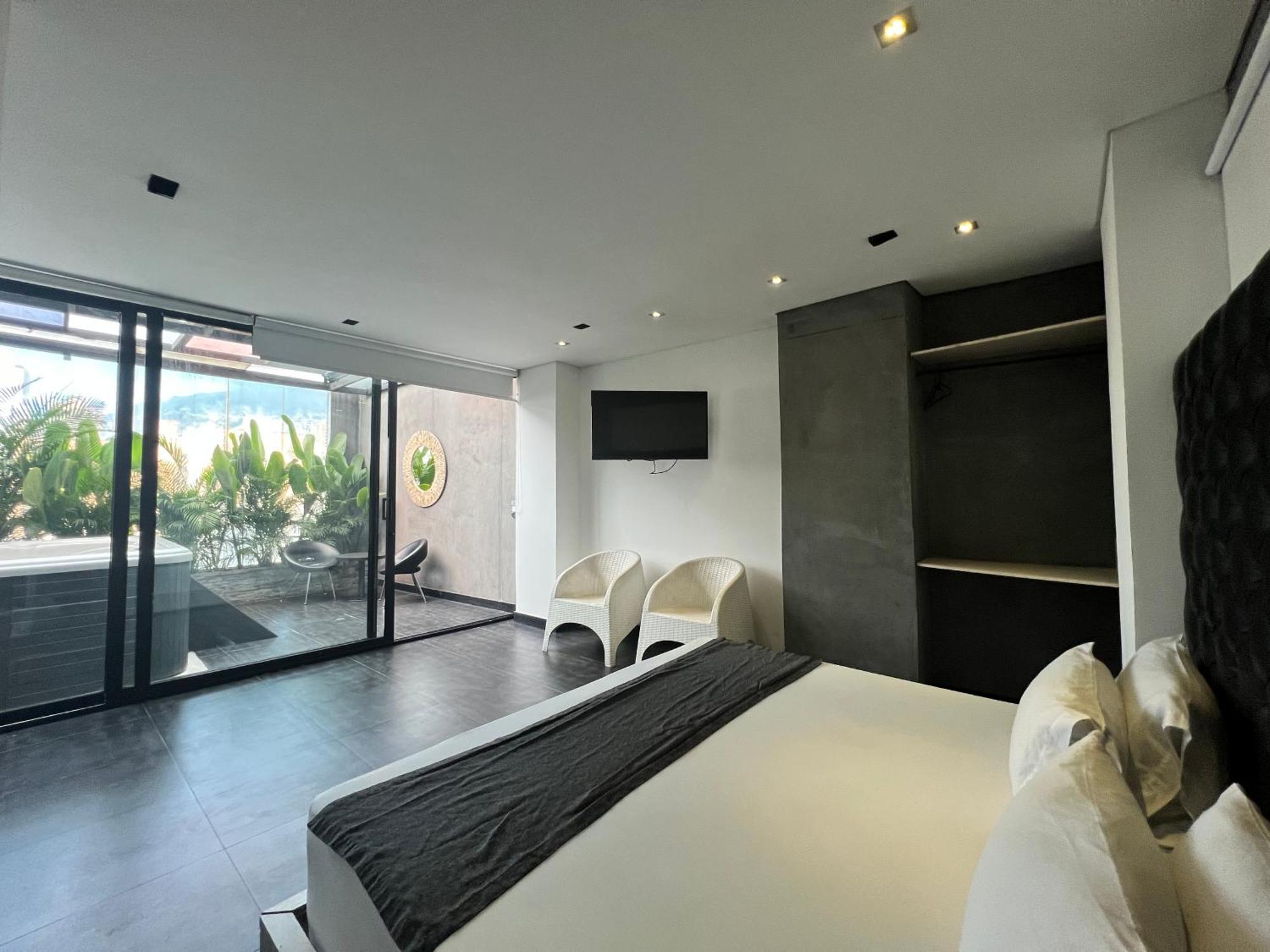 Hotel 47 Medellin Center エクステリア 写真