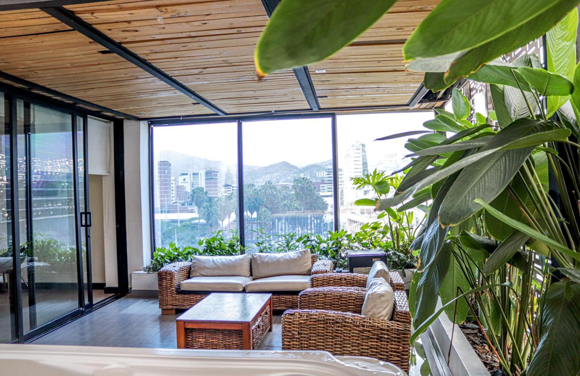 Hotel 47 Medellin Center エクステリア 写真